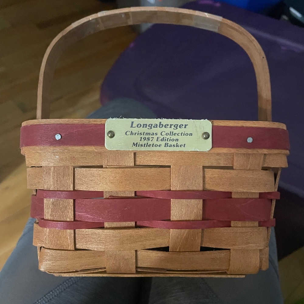 Longabergen basket like new no flaws